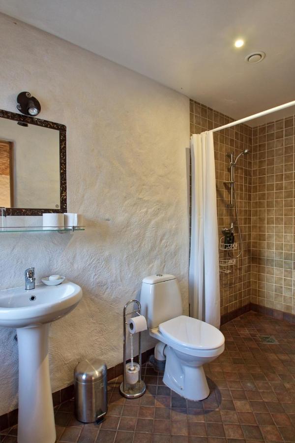 הפסלאו Beguta Guest House מראה חיצוני תמונה