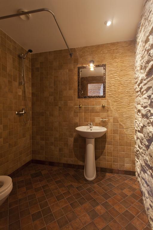 הפסלאו Beguta Guest House מראה חיצוני תמונה